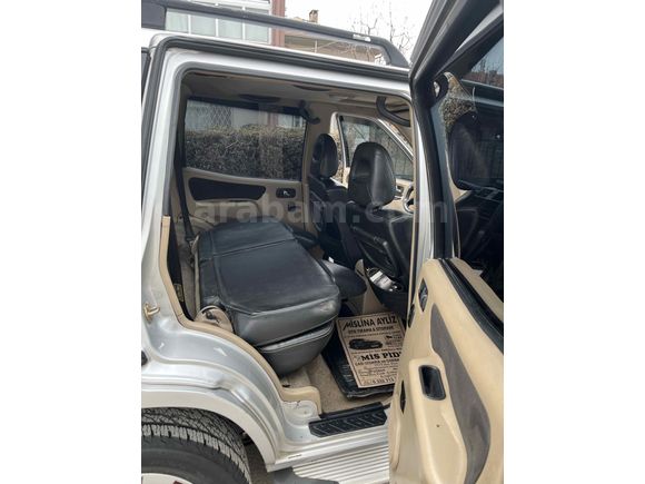 Sahibinden Nissan Terrano 3.0 DI Elegance 2004 Model 