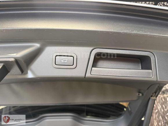 ASLANOĞLU PLAZA'DAN 2022 LAND ROVER VELAR 2.0TD4 SE SOĞUTMA