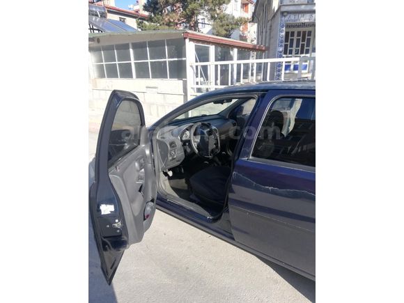Sahibinden düşük km li  Opel Corsa 1.3 CDTI Enjoy 2004 Model