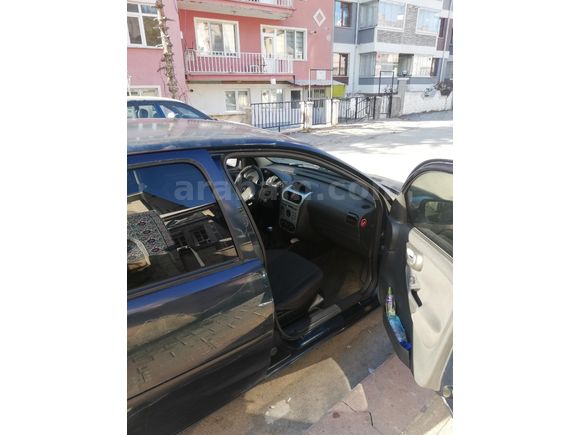 Sahibinden düşük km li  Opel Corsa 1.3 CDTI Enjoy 2004 Model