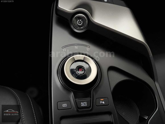 HATASIZ 2025 KİA EV6 ELEGANCE STANDART RANGE CAM TVN-KLTK ISITMA
