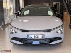 2025 KİA EV6 HATASIZ BOYASIZ TRAMERSİZ 664KM MENZİL CAM TAVAN