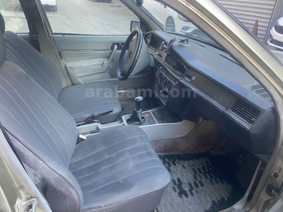 Galeriden Mercedes - Benz 190 İzmir