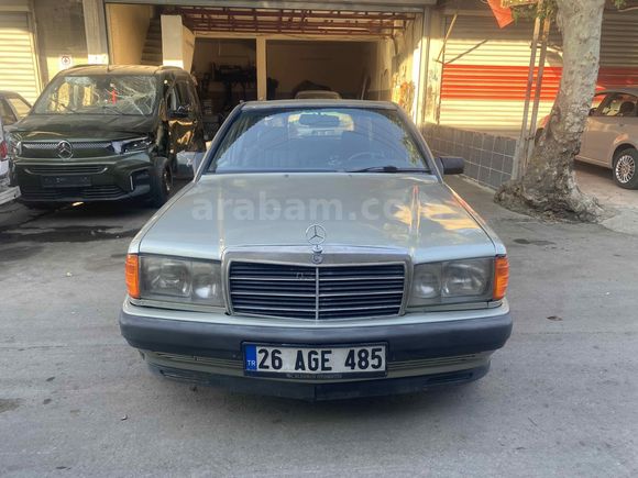 Galeriden Mercedes - Benz 190 İzmir