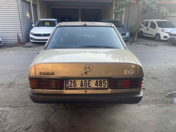 Galeriden Mercedes - Benz 190 İzmir
