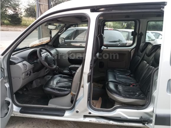 OTOMOBİL RUHSAT LI Renault Kangoo 1.5 dCi Expression 2007 Model Rize