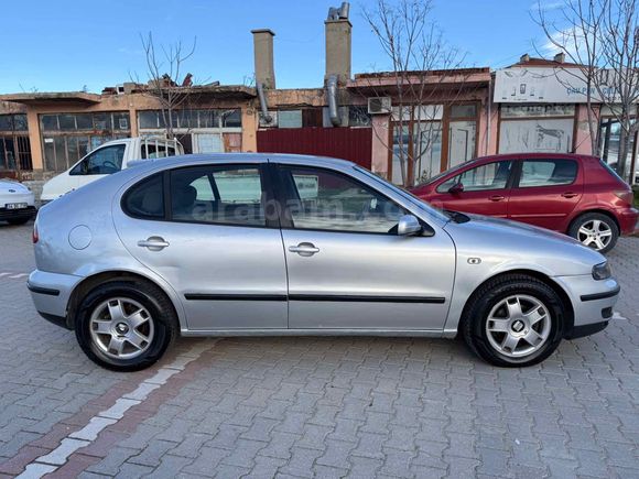 Sahibinden Seat Leon 1.6 Signo 2001 Model 