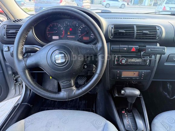 Sahibinden Seat Leon 1.6 Signo 2001 Model 
