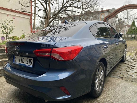 Sahibinden Ford Focus 1.5 EcoBlue Titanium Stil 2024 Model 