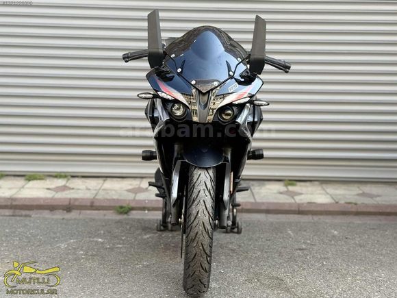 MUTLU MOTORCULAR'dan BAJAJ RS 200 SENET İLE