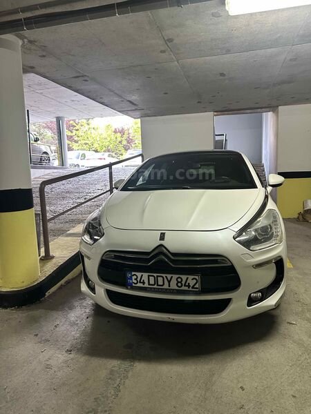 Sahibinden DS Automobiles DS5 1.6 e-HDi DSport 2012 Model İstanbul 260.000 km Beyaz