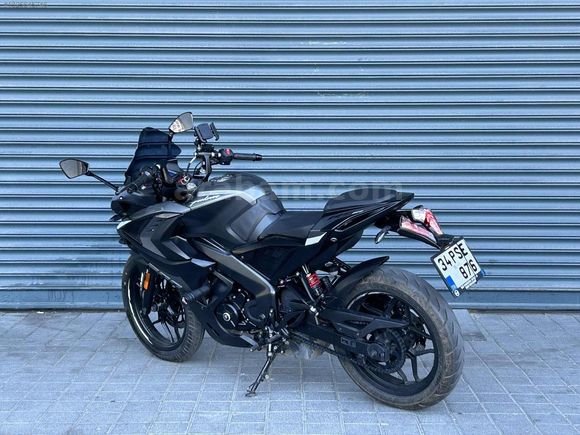 HİLAL - Bajaj Pulsar Rs 200 / 2025 / 4.200 Km