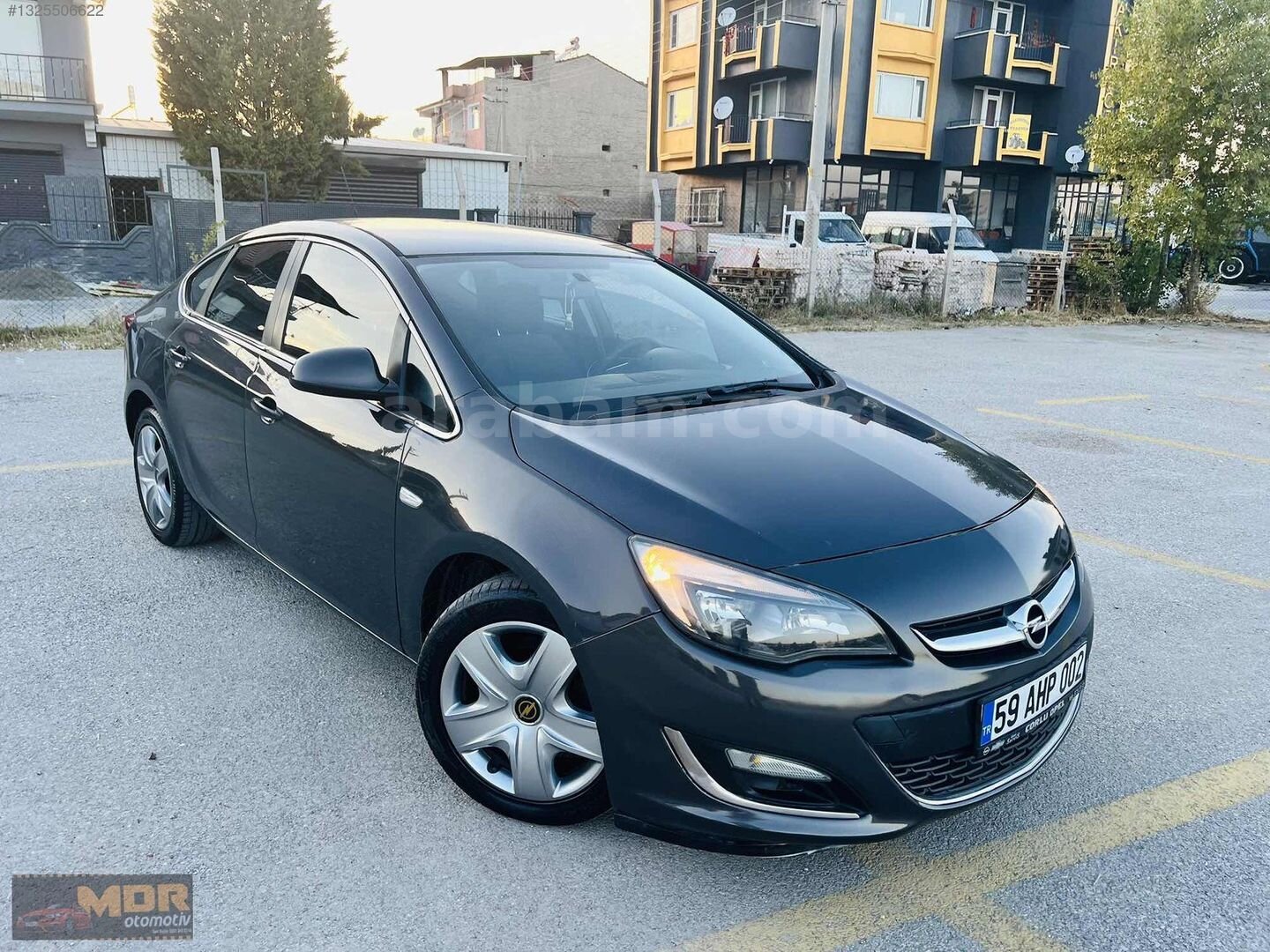 Galeriden Opel Astra 1.6 Edition 2012 Model Kütahya 200.000 km Füme 2