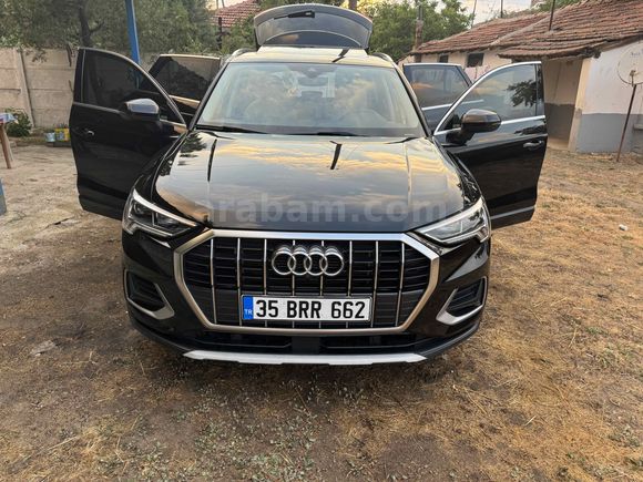 Sahibinden Audi Q3 35 TFSI Advanced 2023 Model CAM TAVAN 