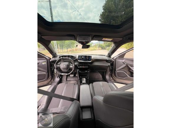 2023 PEUGEOT 2008 1.2 PURETECH GT HATASIZ FUL +FUL!!!
