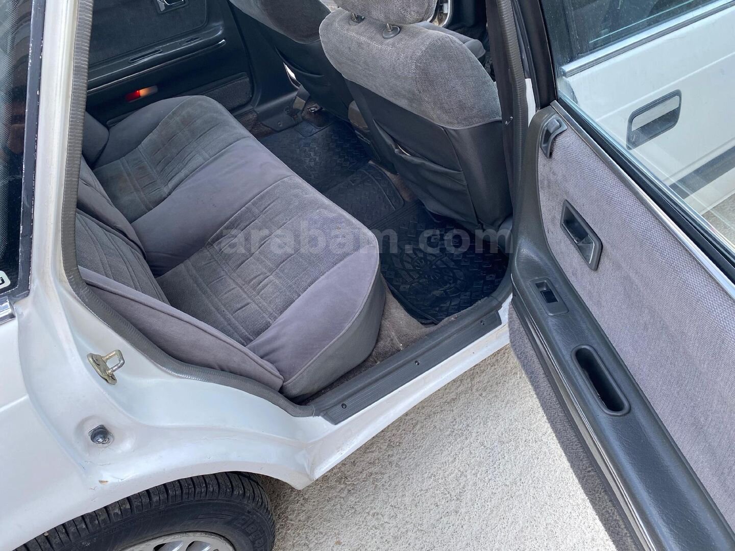 Sahibinden Mazda 626 1.6 1991 Model Adana 409.000 km Beyaz 2