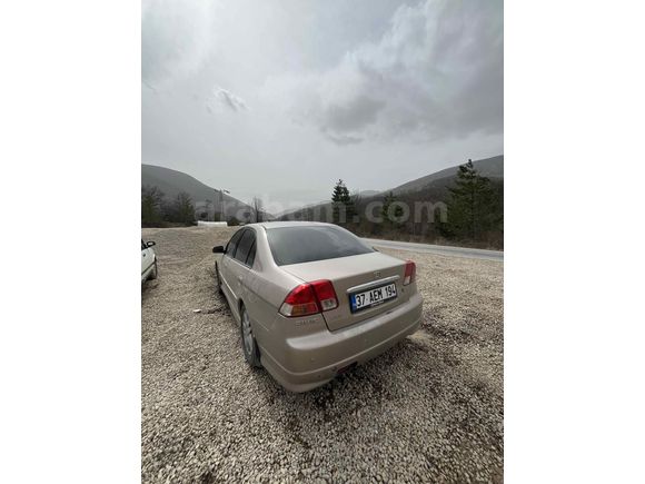 Sahibinden Honda Civic 1.6i VTEC ES 2005 Model 