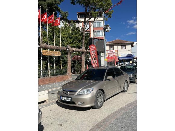 Sahibinden Honda Civic 1.6i VTEC ES 2005 Model 