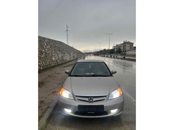 Sahibinden Honda Civic 1.6i VTEC ES 2005 Model 