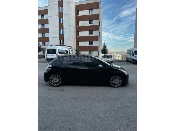 Sahibinden Peugeot 208 1.4 HDi Active 2013 Model 