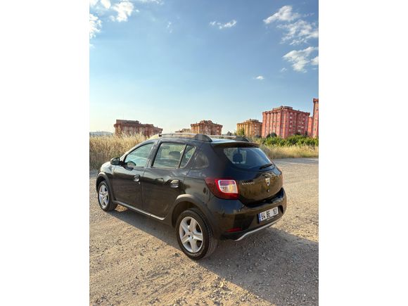 Sahibinden Dacia Sandero 1.5 dCi Stepway 2016 Model  166.910 km Siyah