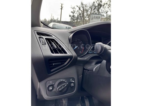 Sahibinden Ford C-Max 1.6 TDCi Titanium X 2015 Model 