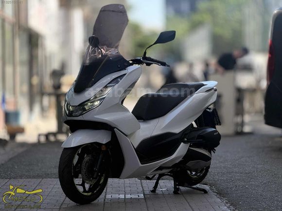 MUTLU MOTORCULAR' dan Honda PCX 125 Senet ile