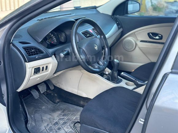 Sahibinden Renault Megane 1.5 dCi Expression 2010 Model