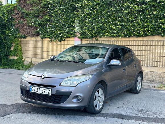 Sahibinden Renault Megane 1.5 dCi Expression 2010 Model