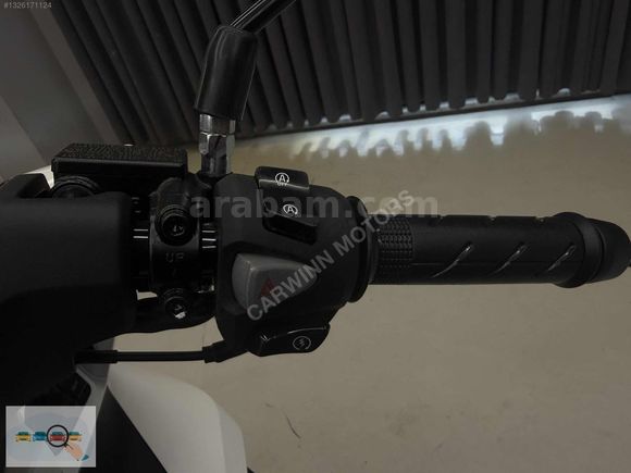 HONDA PCX SIFIR KM KOKUSU ÜSTÜNDE