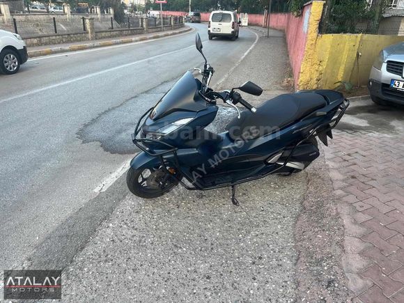 2023 MODEL SERVİS BAKIMLI 12 bin km'de HONDA PCX
