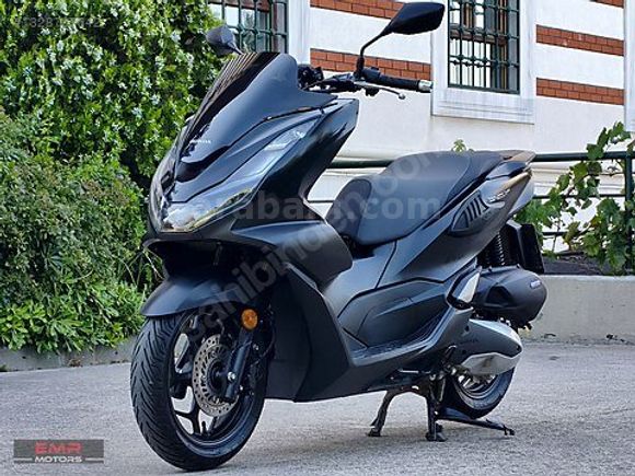 K.KARTI-2024 HONDA PCX 125 -18.000 KM'DE ÖZEL MAT SİYAH
