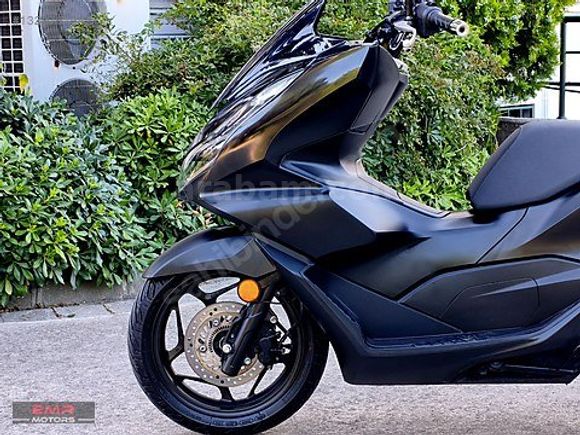 K.KARTI-2024 HONDA PCX 125 -18.000 KM'DE ÖZEL MAT SİYAH