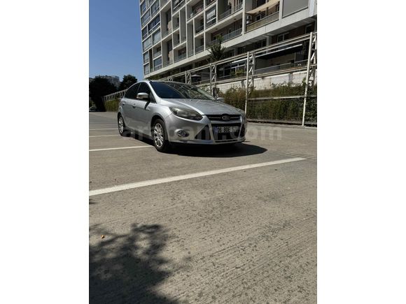 Sahibinden Ford Focus 1.6 TDCi Titanium 2011 Model 