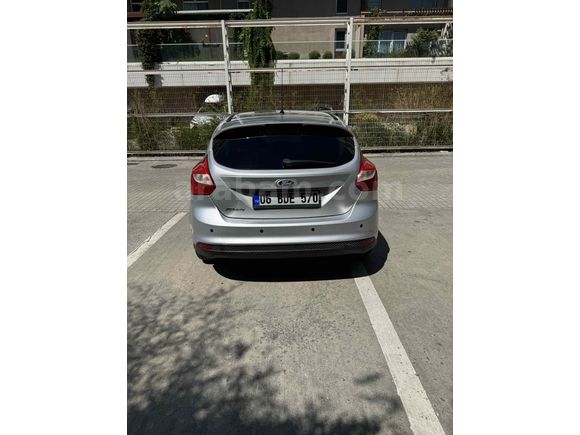 Sahibinden Ford Focus 1.6 TDCi Titanium 2011 Model 