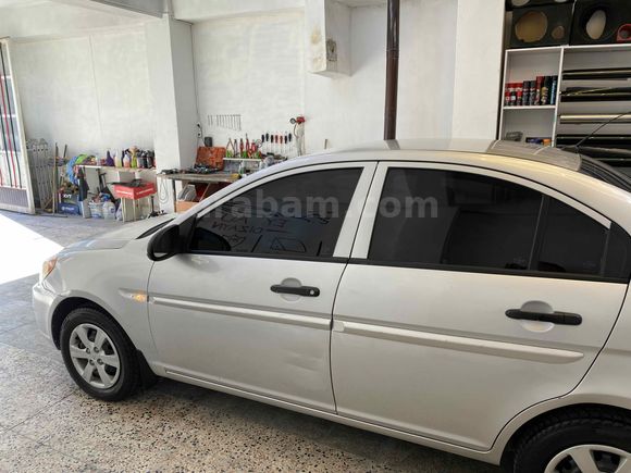 Sahibinden Hyundai Accent Era 1.4 Team 2011 Model 
