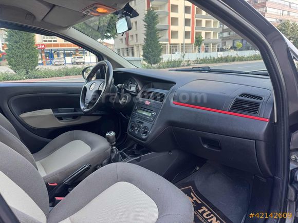 ÇOK TEMİZ VE BAKIMLI 2011 Fiat Linea 1.6 Multijet Active Plus