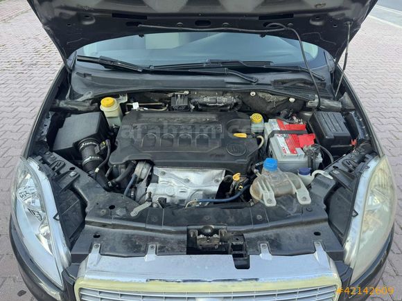 ÇOK TEMİZ VE BAKIMLI 2011 Fiat Linea 1.6 Multijet Active Plus