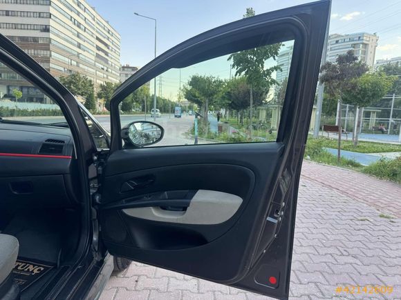 ÇOK TEMİZ VE BAKIMLI 2011 Fiat Linea 1.6 Multijet Active Plus