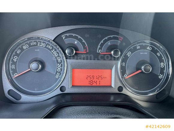 ÇOK TEMİZ VE BAKIMLI 2011 Fiat Linea 1.6 Multijet Active Plus