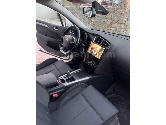 Sahibinden Citroen C4 1.6 e-HDi Confort Plus 2012 Model 