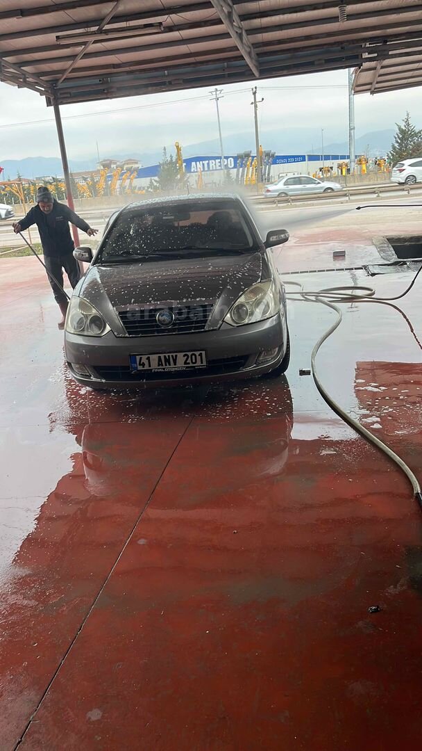 Sahibinden Geely FC 1.5 GSL 2011 Model Kocaeli 187.000 km Füme 2