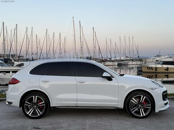 PORSCHE CAYENNE 3.0 DİESEL CHRONO ELK BAGAJ DEĞİŞENSİZ
