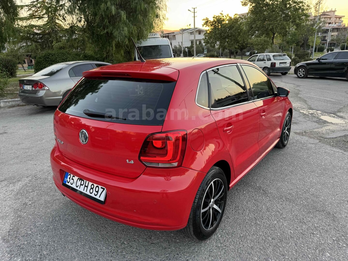 Sahibinden Volkswagen Polo 1.4 Comfortline 2011 Model İzmir 165.000 km Kırmızı 7