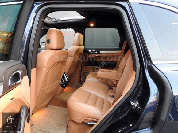 _PORSCHE_CAYENNE_3.0DİESEL_AİRMATİC_CAM TVN_ISITMA_RADAR_BAYİİ_