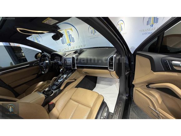 TURANLAR OTO GALERİDEN CAYENNE 3.0D