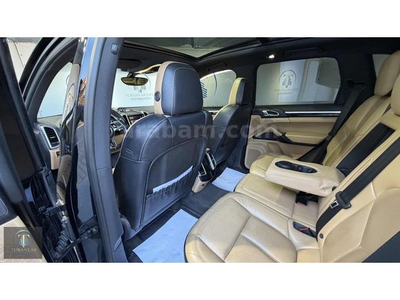 TURANLAR OTO GALERİDEN CAYENNE 3.0D