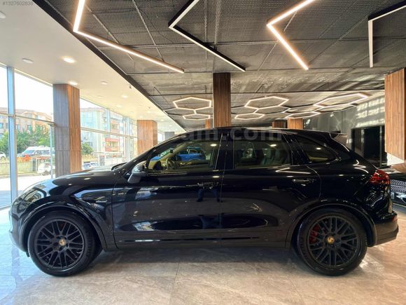 2017 PORSCHE CAYENNE 3.0 DIESEL VAKUM BAYİ PLATİNUM BOYASIZ