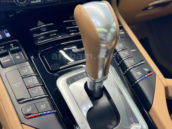2017 PORSCHE CAYENNE 3.0 DIESEL VAKUM BAYİ PLATİNUM BOYASIZ