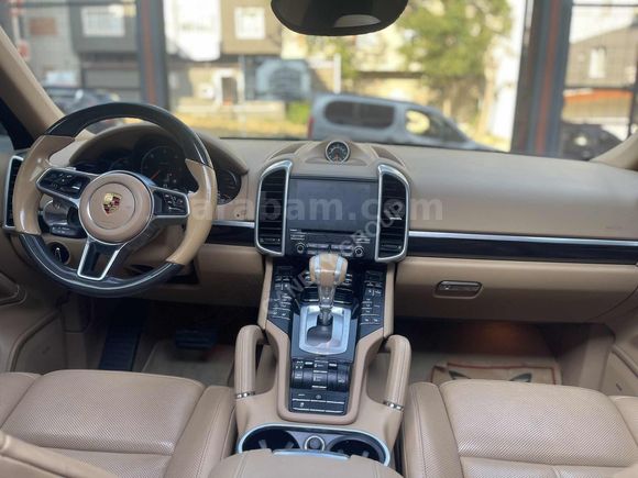 2017 Porsche Cayenne 3.0 D Tiptronic Bayi Çıkışlı TEMİZ BAKIMLI